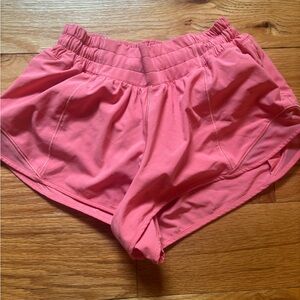 Lululemon Coral Hotty Hot Shorts Size 4